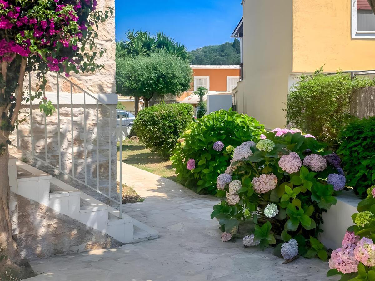 Hortensia House Villa *